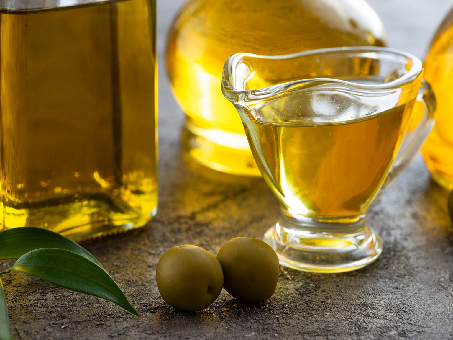 روغن خوراکی مایع بخش جدانشدنی آشپزی